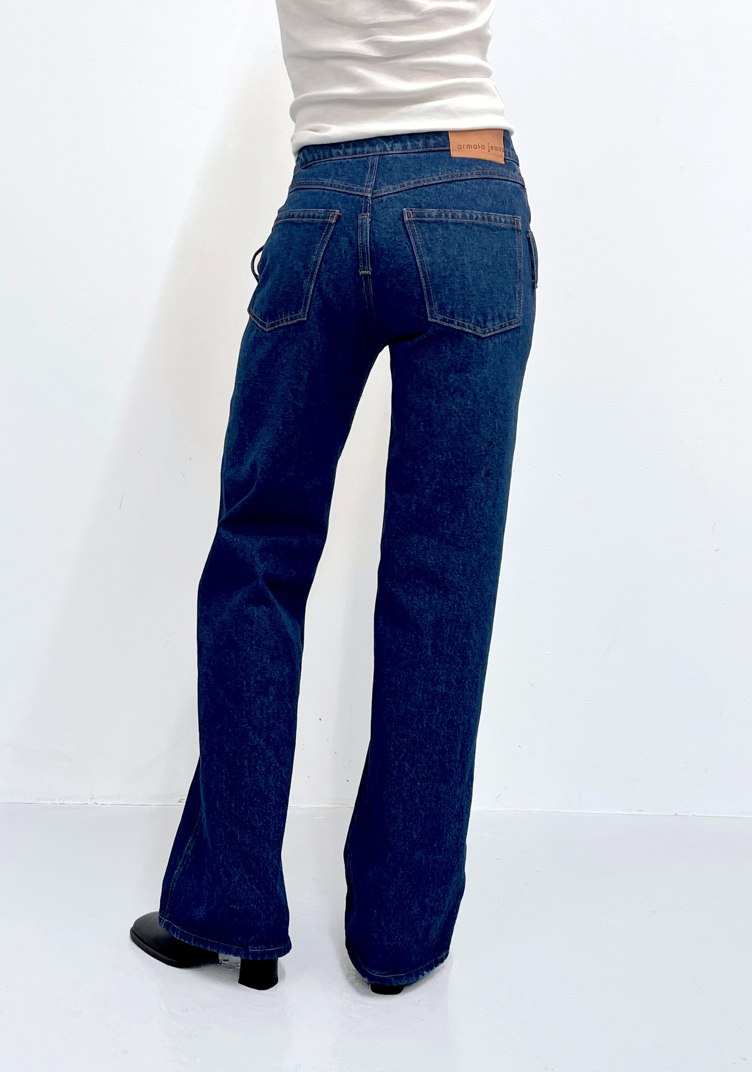 Dropped Beltloop Jeans