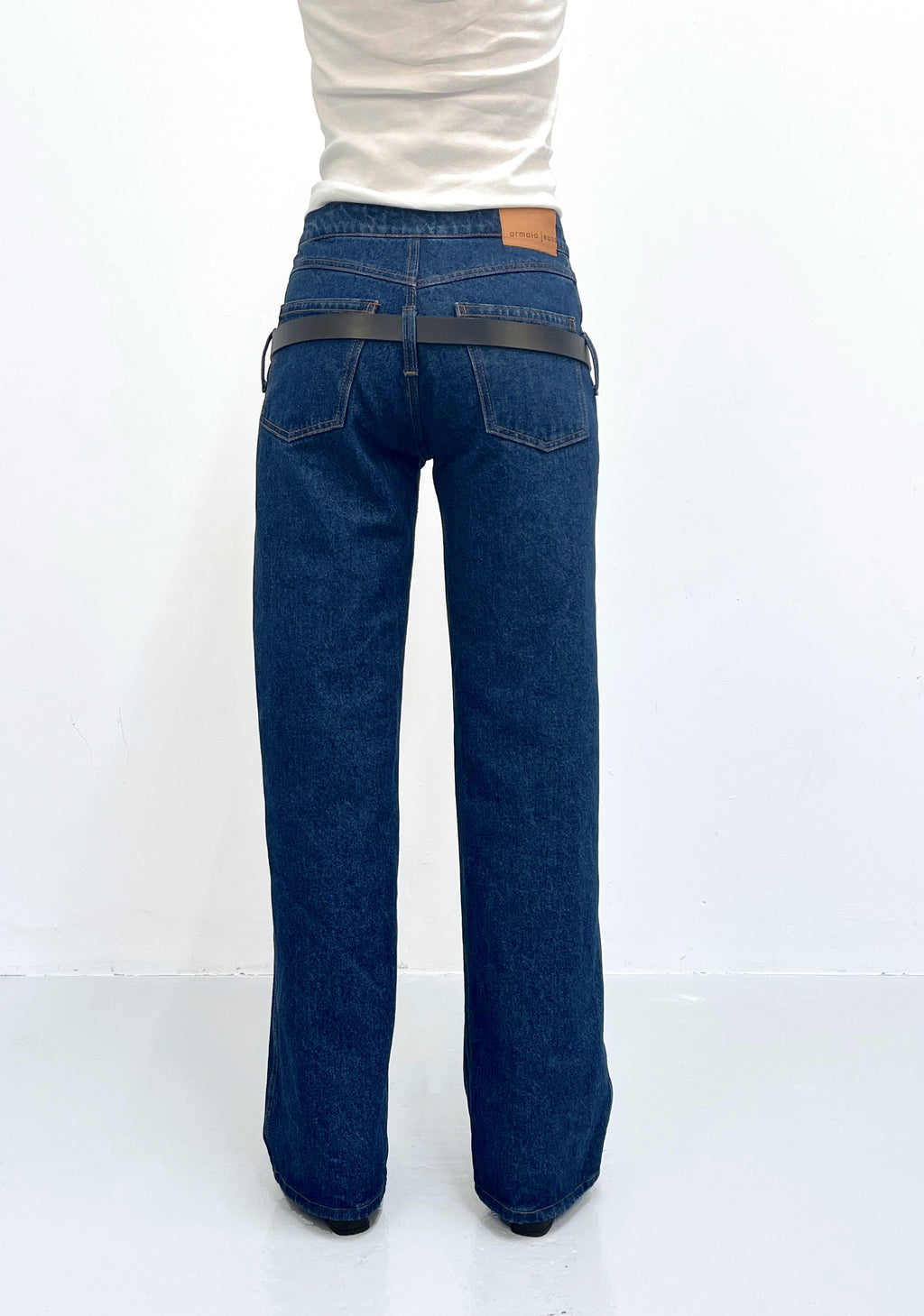 Dropped Beltloop Jeans